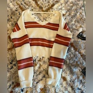 Rue 21 size XL cropped sweater. $10